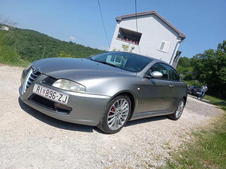 Alfa GT 1.9 jtd