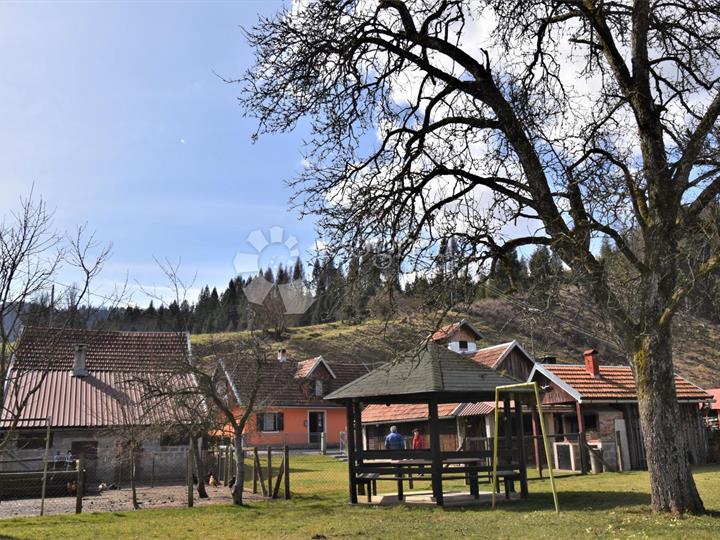 Vrbovsko, Moravice, imanje idealno za agro-turizam