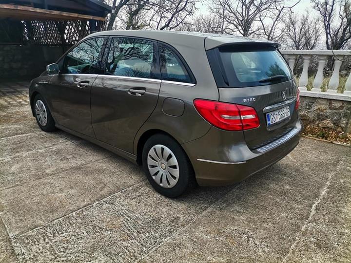 Mercedes B klasa