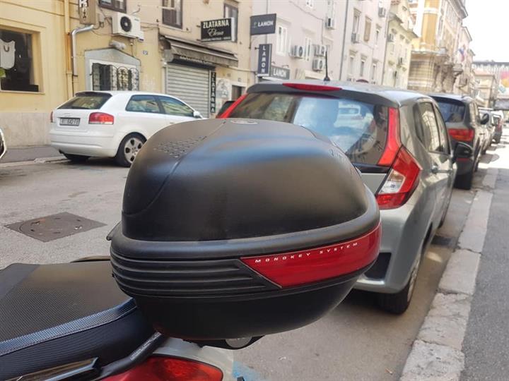 Givi kofer