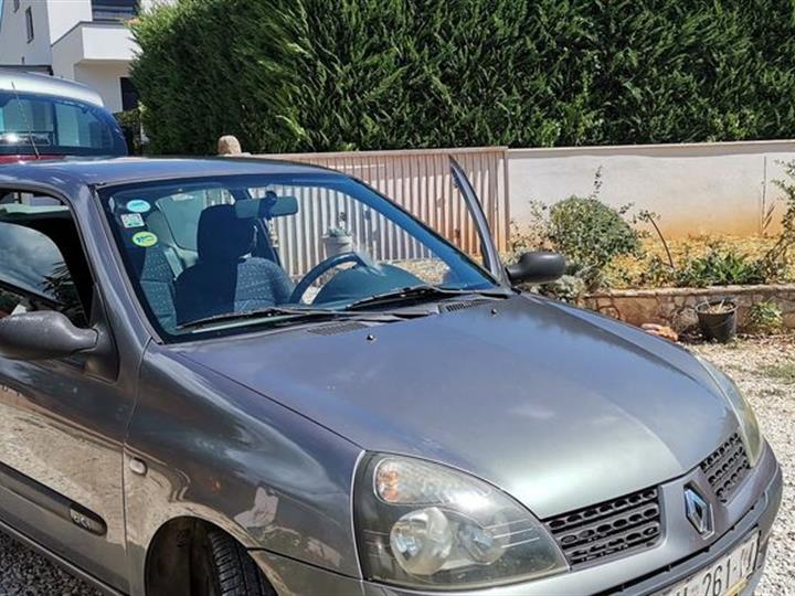 Renault Clio authentique