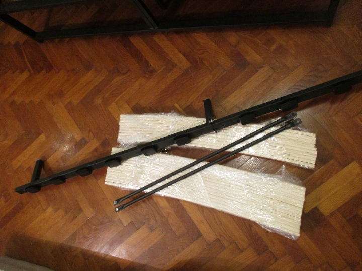 Ležaj 160x200 cm s podnicom, poklon