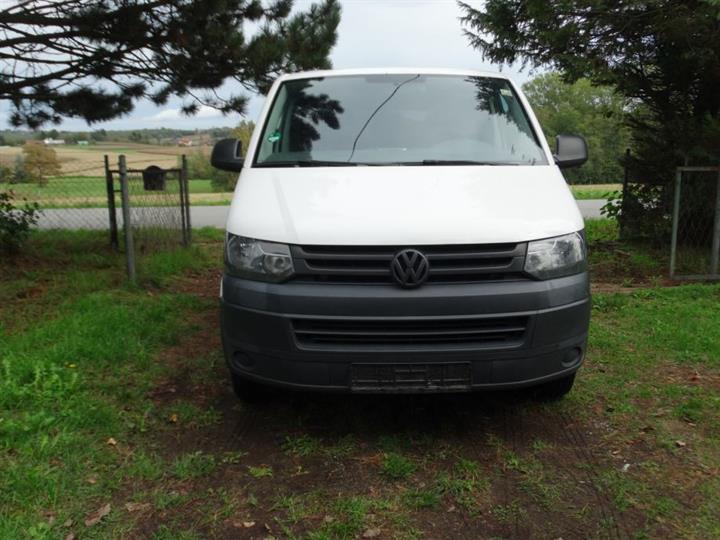 VW Transporter T5 2.0 TDI putnički