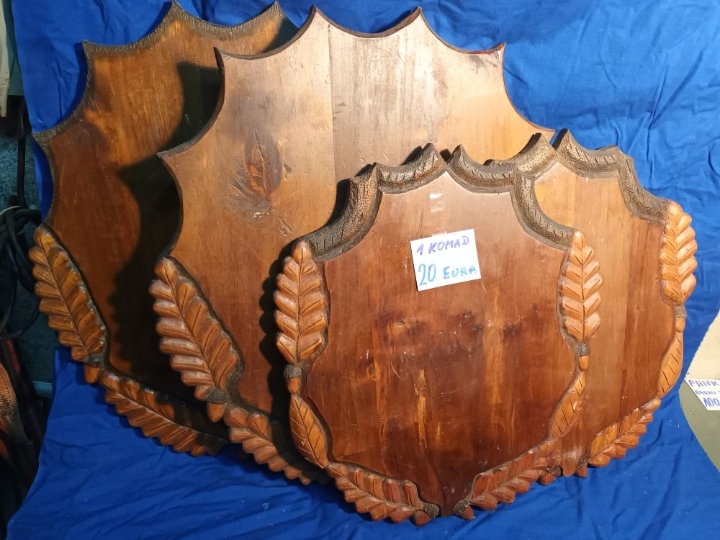 Pločice, ukrasne za lovačke trofeje