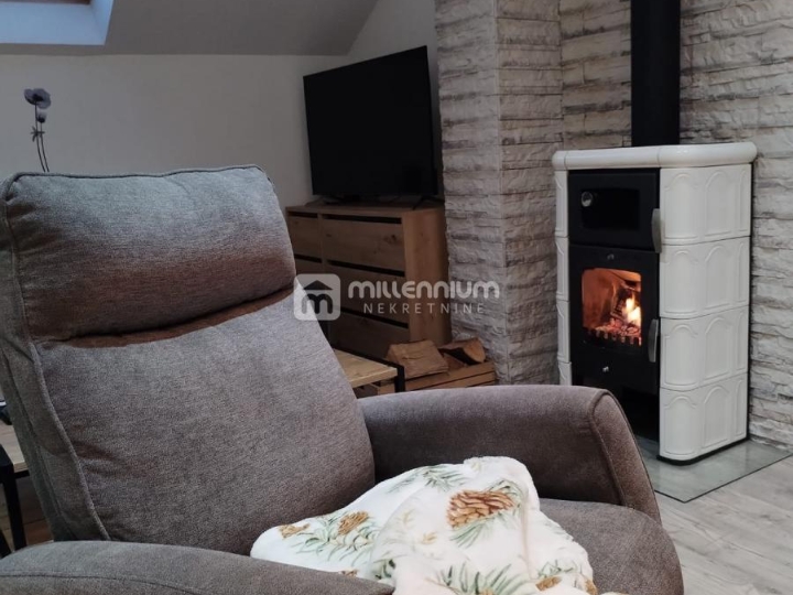 Gorski kotar, Ravna Gora, samostojeća katnica, 360m2