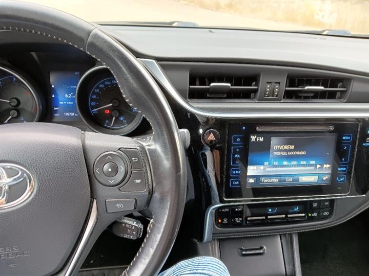 Toyota Auris TS 1.6D, 2016. god.