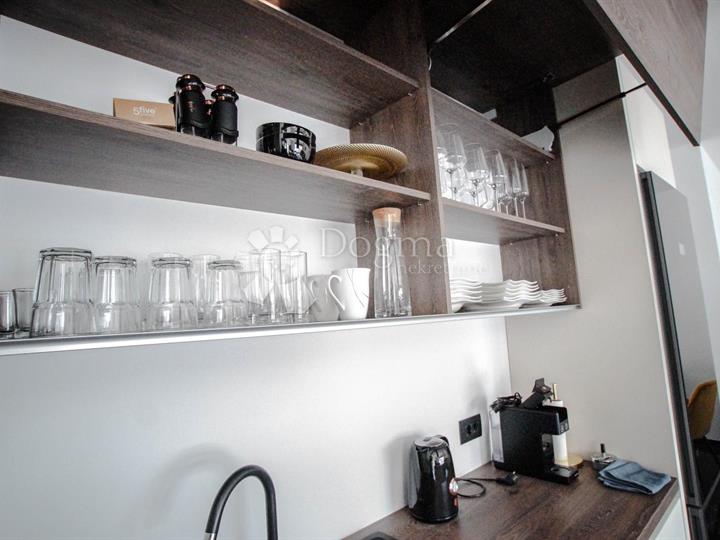 Atraktivan stan novogradnja