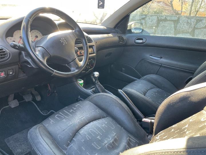 Peugeot 206 XS, 16V