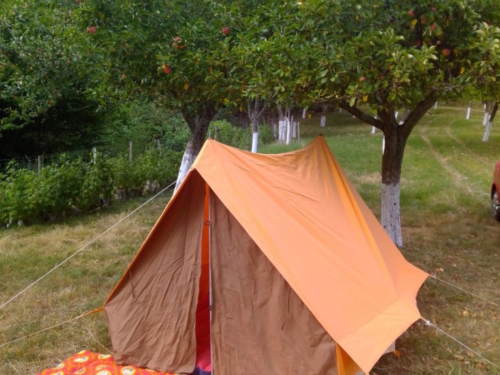 Bakreni kotlić s mješalicom