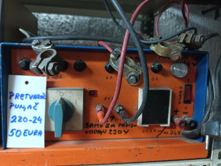 Bakreni kotlić s mješalicom