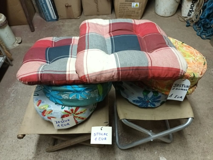 Bakreni kotlić s mješalicom