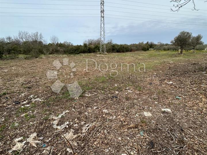 Eksluzivno zemljište, blizu mora, na top lokaciji
