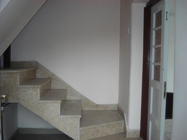 U Primorju tražim kuću oko 250 m2