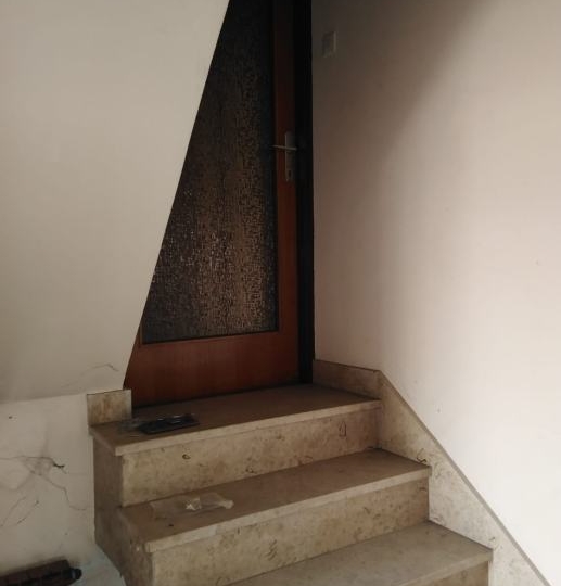 U Primorju tražim kuću oko 250 m2