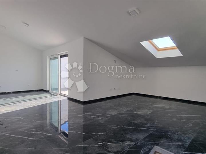 Novogradnja Crikvenica 30m od mora