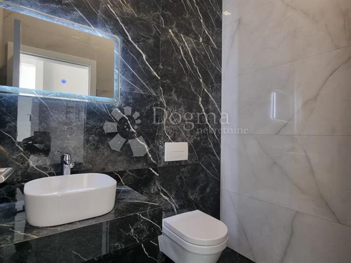 Novogradnja Crikvenica 30m od mora