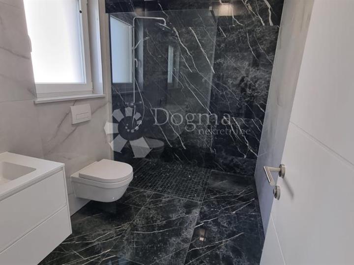 Novogradnja Crikvenica 30m od mora