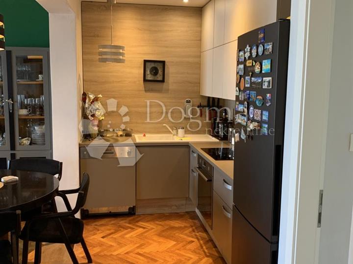 Opatija, 2S+DB s pogledom