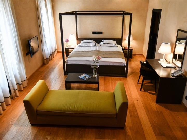 Domaćica hotela/sobarica