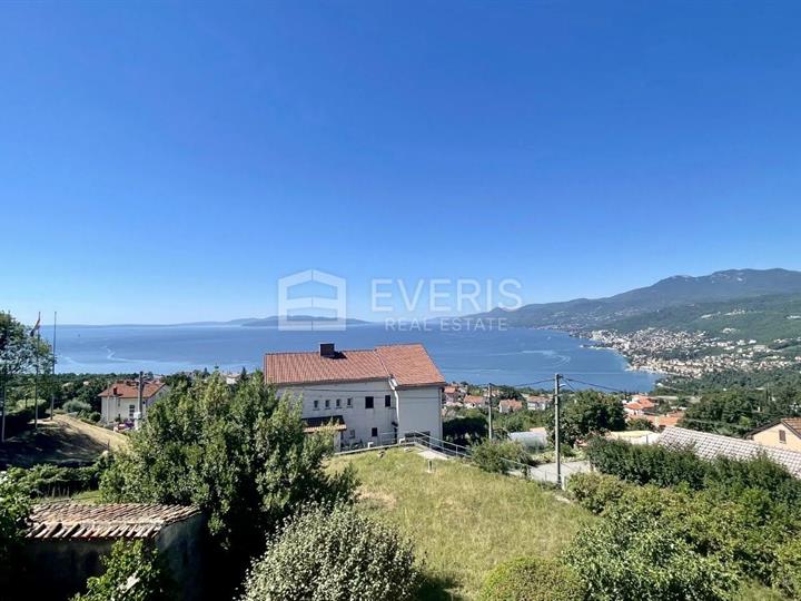 Kastav, Rubeši, stan 119 m2, 4S+DB, dvije garaže