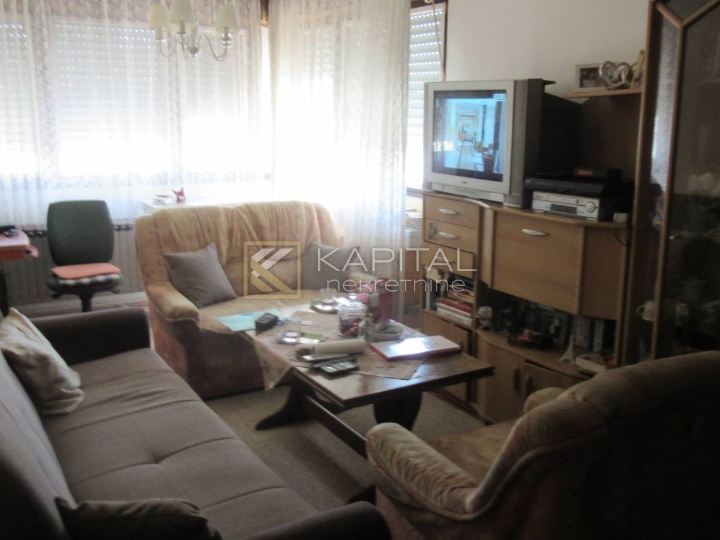 Turnić, 2S+DB, prizemlje s balkonom!