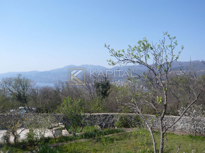 Rijeka - Costabella, obiteljska kuća u gradnji, predivan pogled