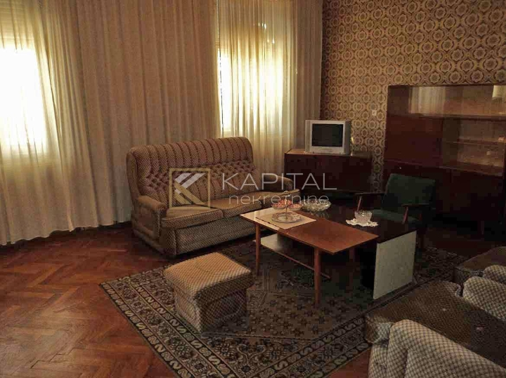 Centar-Potok, 4Skl. stan sa 2 balkona, 2. kat