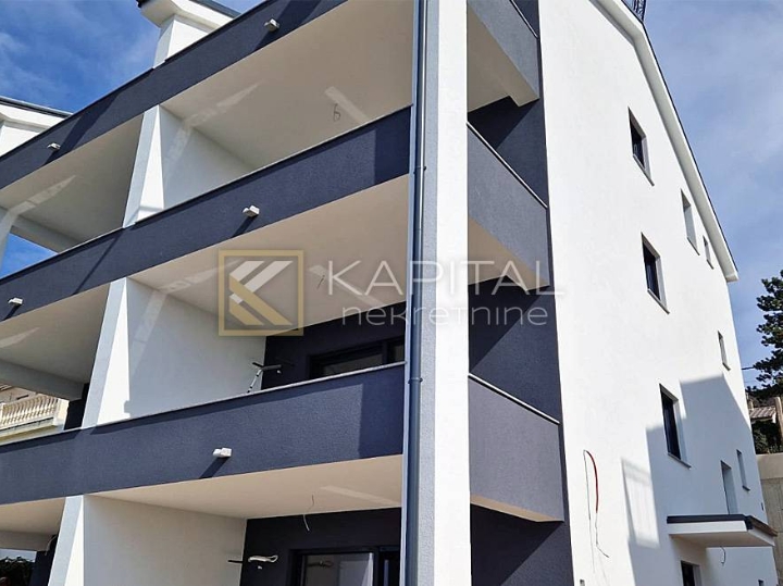 Dramalj novogradnja - dvoetažni stanovi s pogledom na more