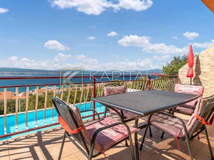 Crikvenica, Hrusta, 2 apartmana