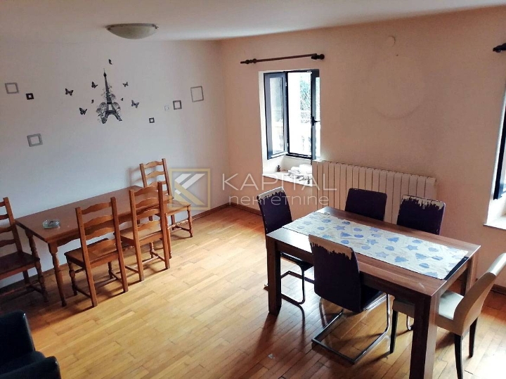 Viškovo, samostojeća kuća s 600 m2 okućnice