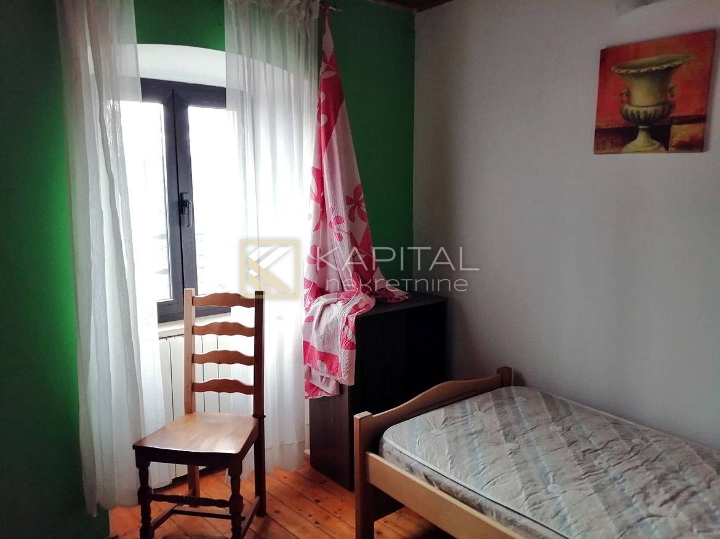 Viškovo, samostojeća kuća s 600 m2 okućnice