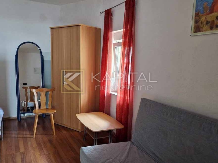 Jadranovo, 27 m2, 1S stan s terasom!