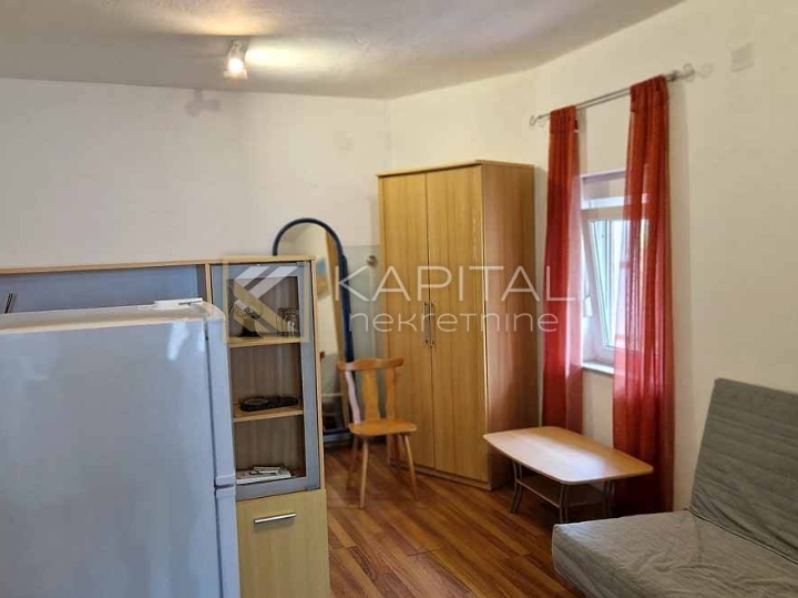 Jadranovo, 27 m2, 1S stan s terasom!