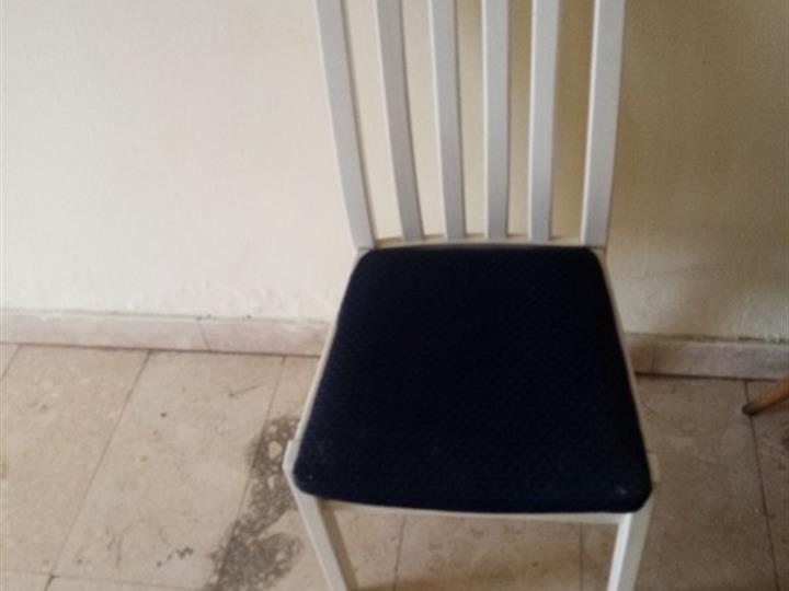 Prodaja kuhinjskih stolica