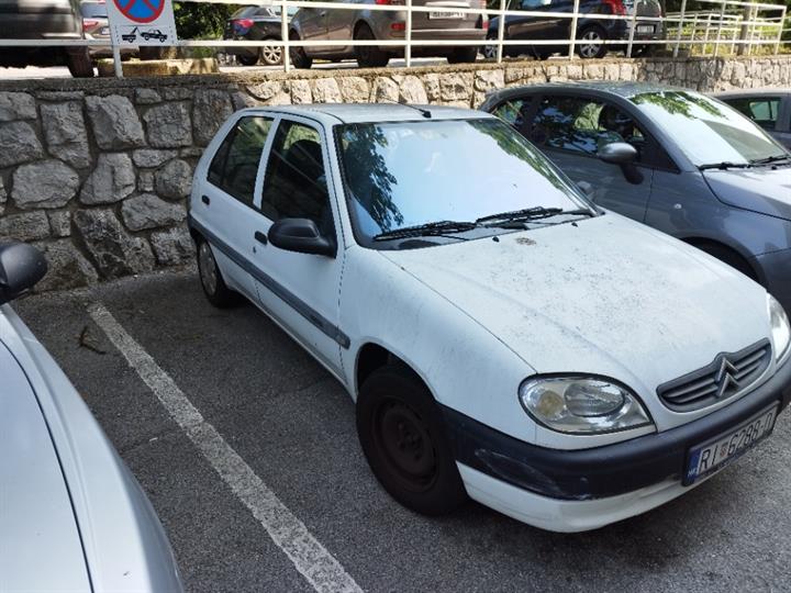 Citroen saxo