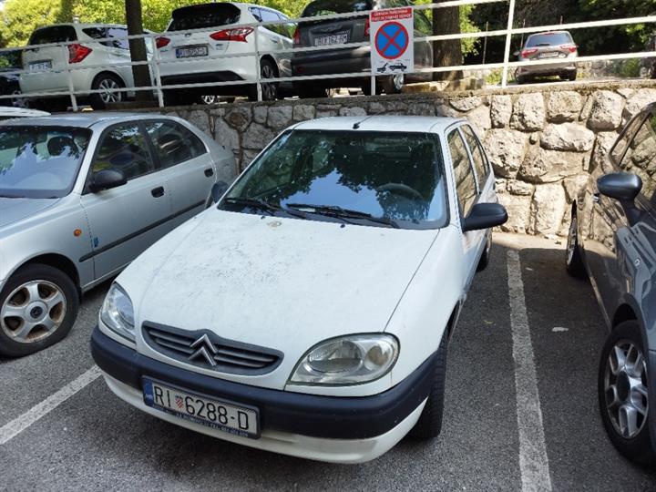 Citroen saxo