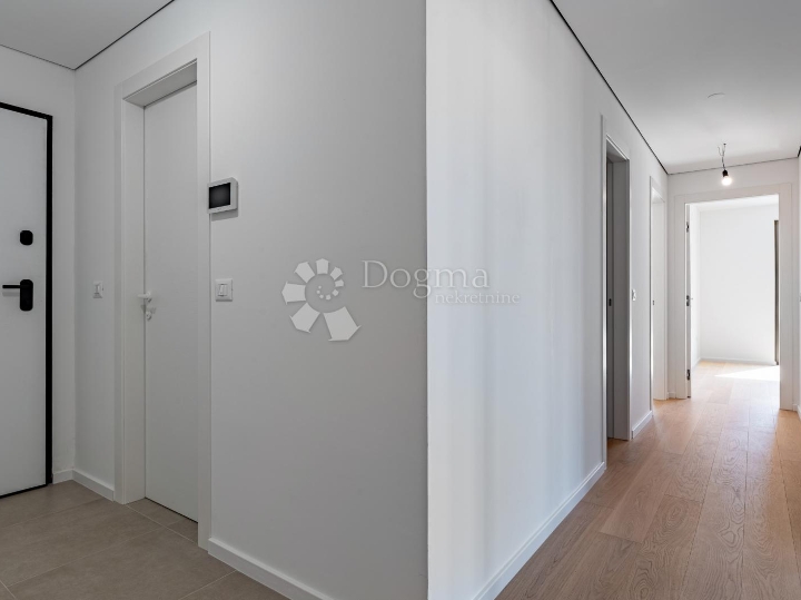 Novogradnja Premium Living Rijeka - stan 2.2 / 3S+DB