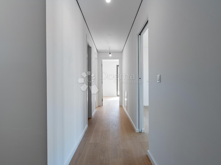 Novogradnja Premium Living Rijeka - stan 2.2 / 3S+DB