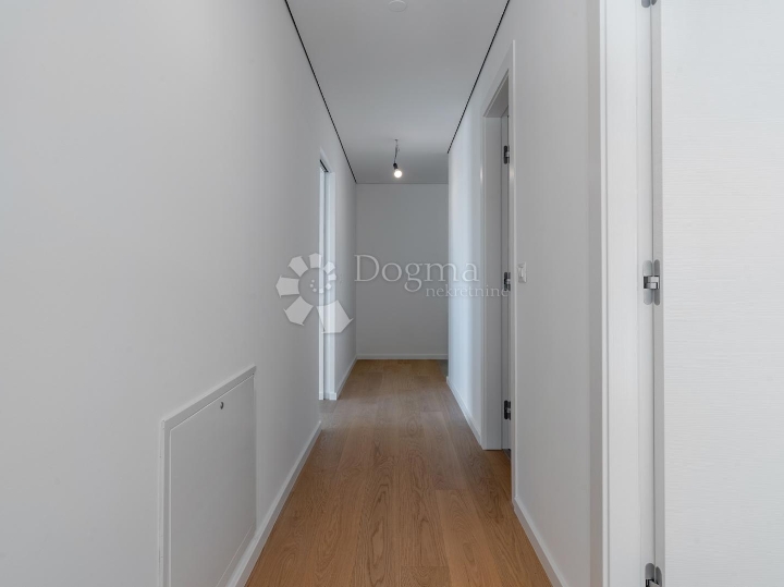 Novogradnja Premium Living Rijeka - stan 2.2 / 3S+DB