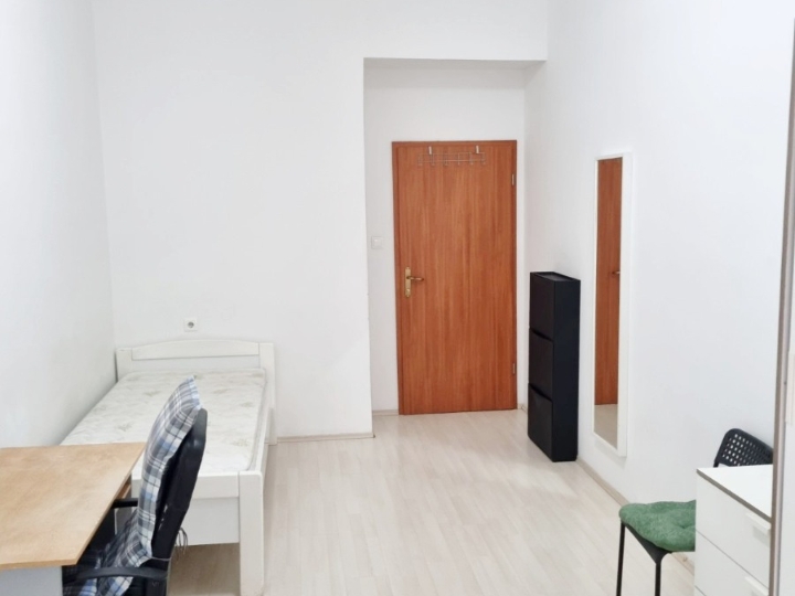 Potok, soba, 280€, uključene režije