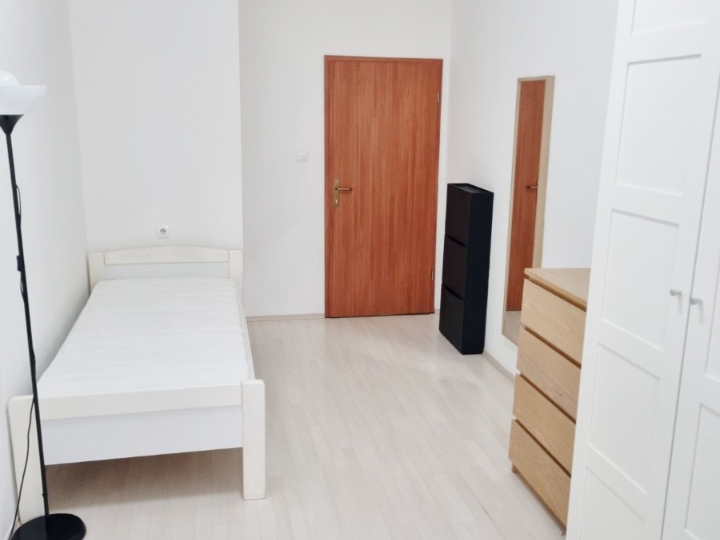 Potok, soba, 280€, uključene režije