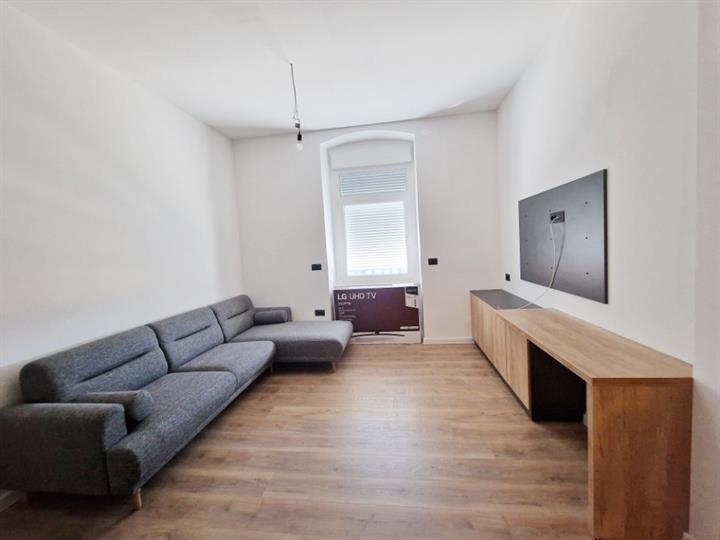 Centar, 45 m2, 1S+DB, sve novo