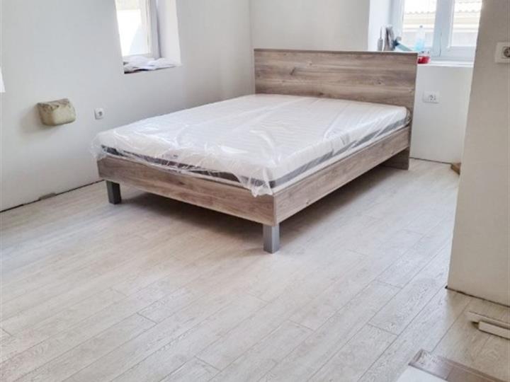 Centar, 45 m2, 1S+DB, sve novo