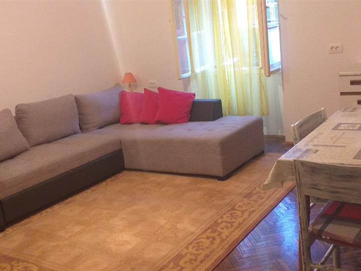 Garsonijeru, Belveder iznajmljujem