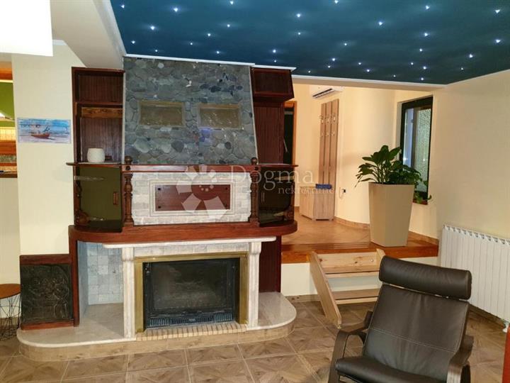 Drenova, kuća 365m2