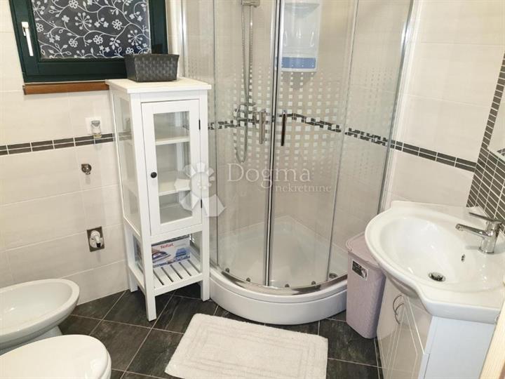 Drenova, kuća 365m2