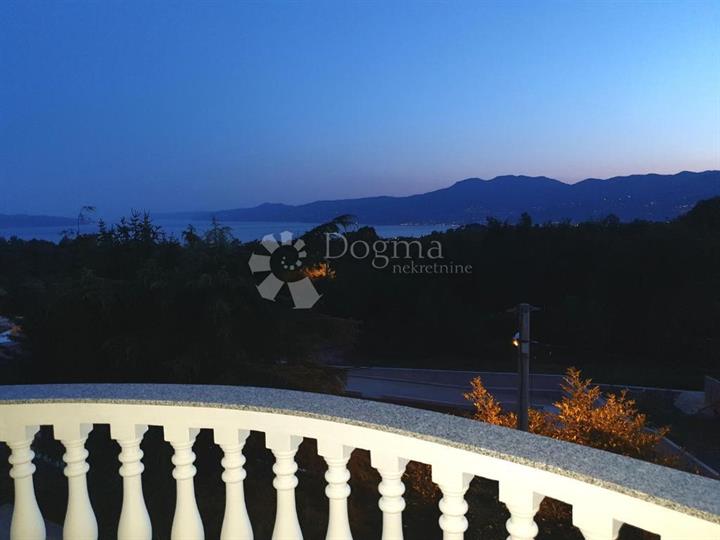 Drenova, kuća 365m2