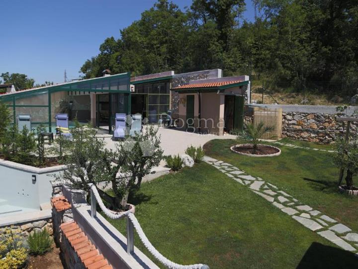 Drenova, kuća 365m2