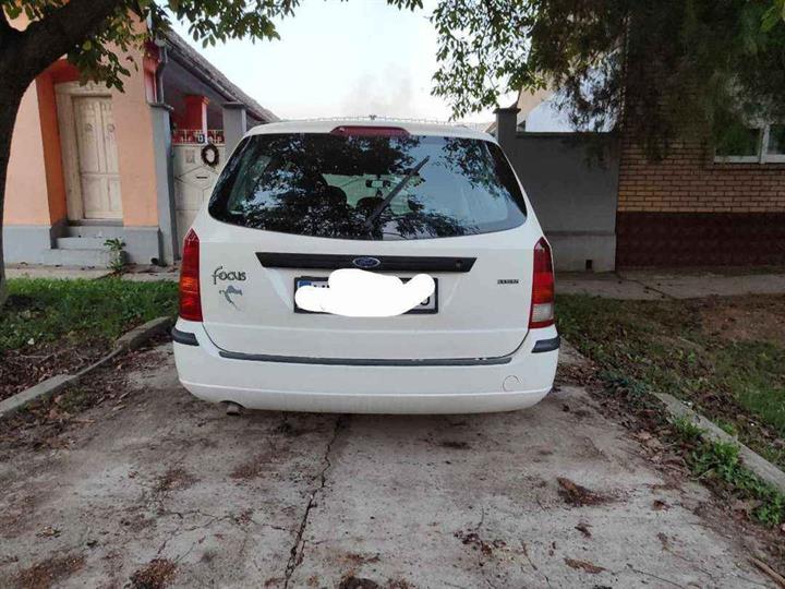 Ford Focus karavan 1.8 tddi