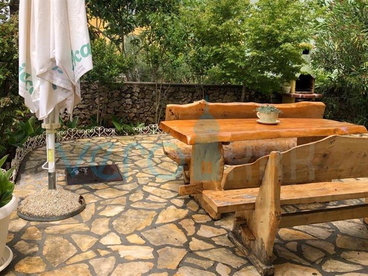 Otok Krk, uvala Soline, 1S stan, 57m2, prizemlje
